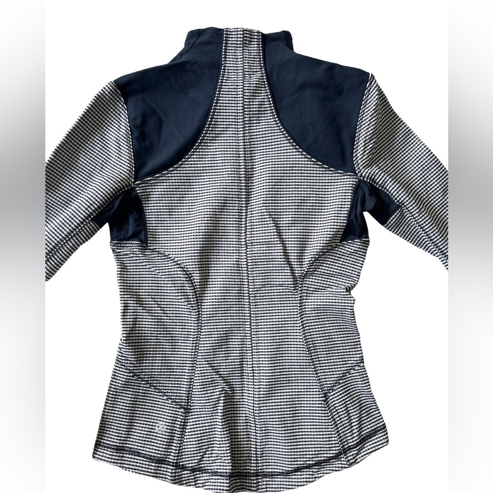 Lululemon Jacket 2 - Picture 2 of 2